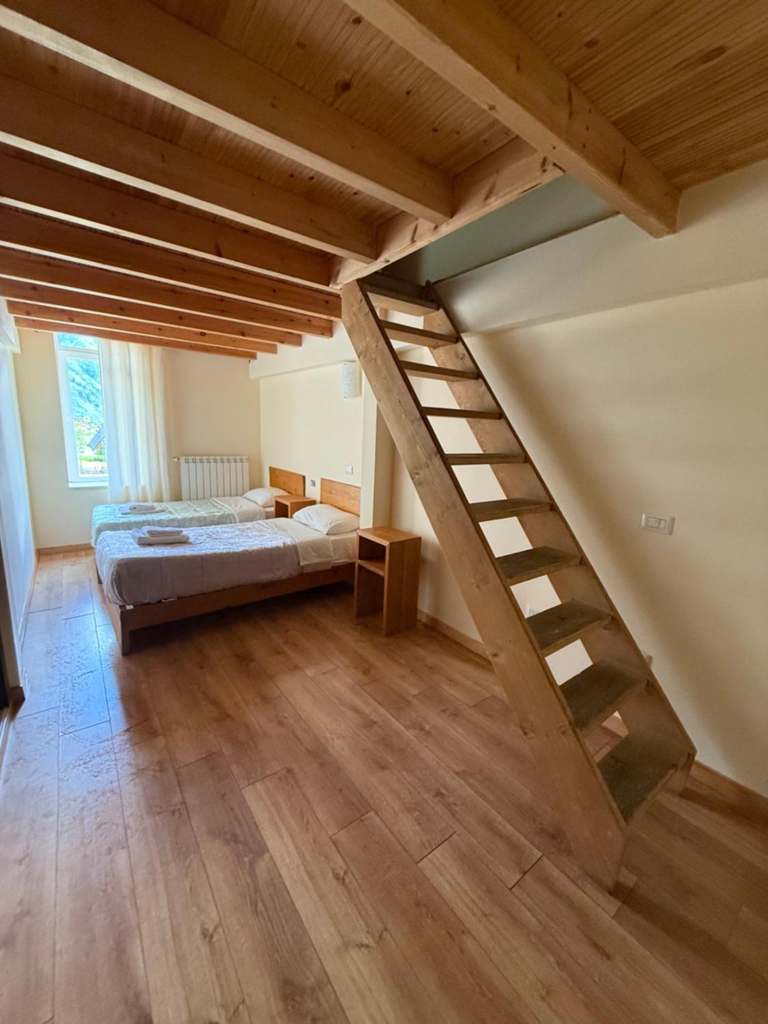 Agroturismo Bujtina Polia *