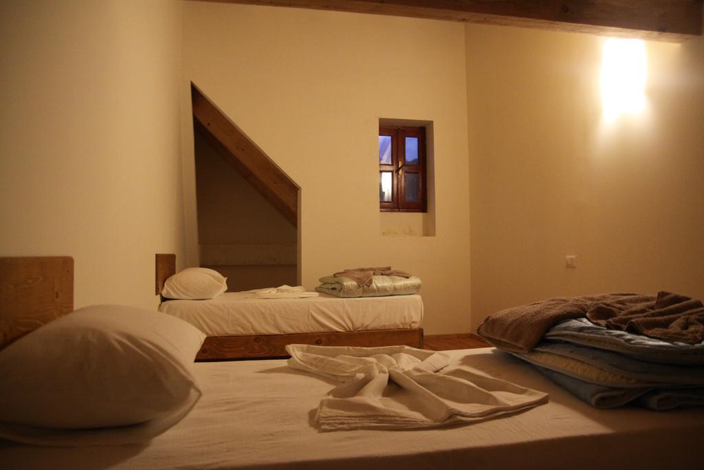 Bujtina Polia Agroturismo Theth