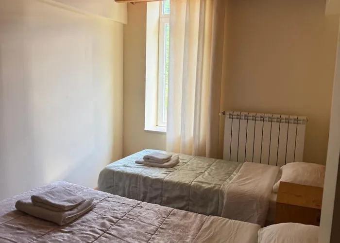 Bujtina Polia