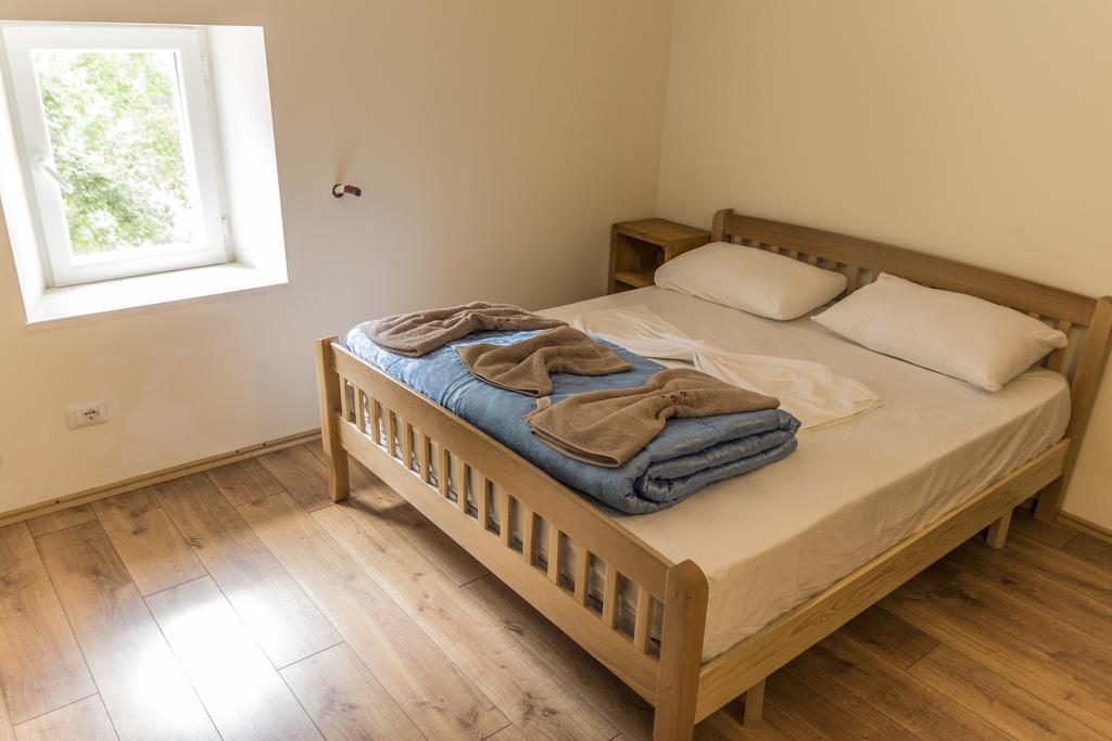 Bauernhof Bujtina Polia