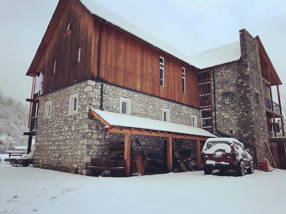 Bauernhof Bujtina Polia